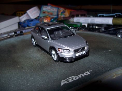 cararama_volvo_c30.jpg